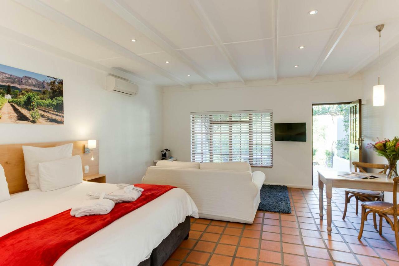 Albourne Guesthouse Somerset West Exterior photo