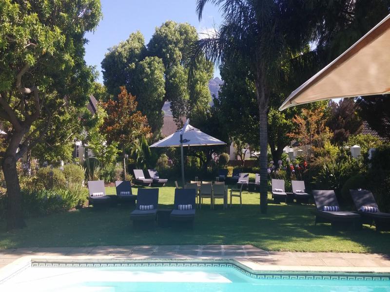 Albourne Guesthouse Somerset West Exterior photo
